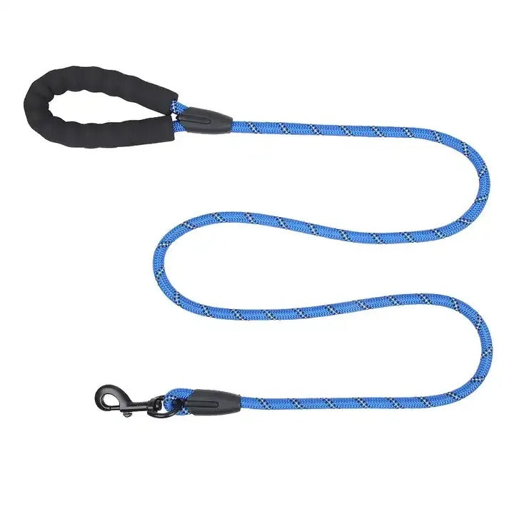 climbing rope dog lead in use shop